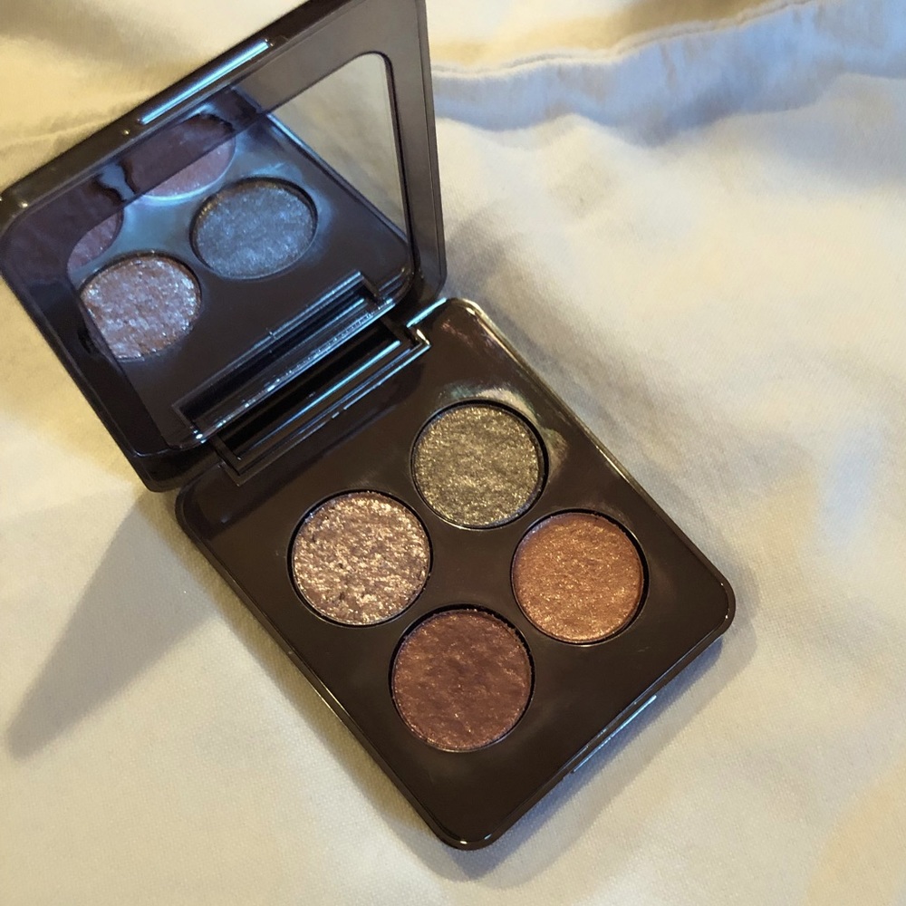Roen Eyeshadow Quad